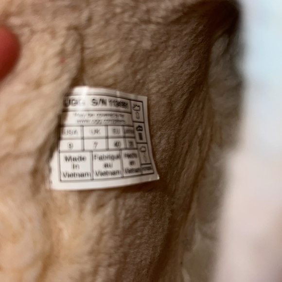 UGG platform ankle boots tan suede - Picture 8 of 8